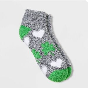 ⭐️ Women's Shamrock Hearts Cozy Low Cut Socks - Green and Gray